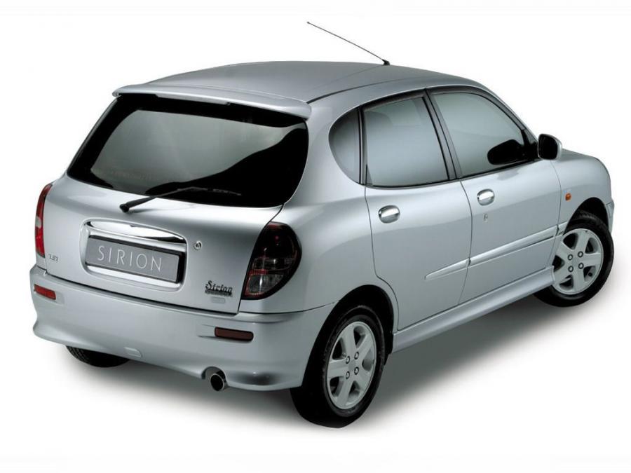  Daihatsu Sirion 2001 года  (фото 2 из 7)